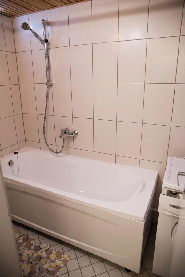 Papiniidu Studio Apartments Parnu Exterior photo